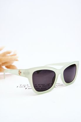 Dámske svetlo-zelené slnečné okuliare s čiernymi sklami M2390