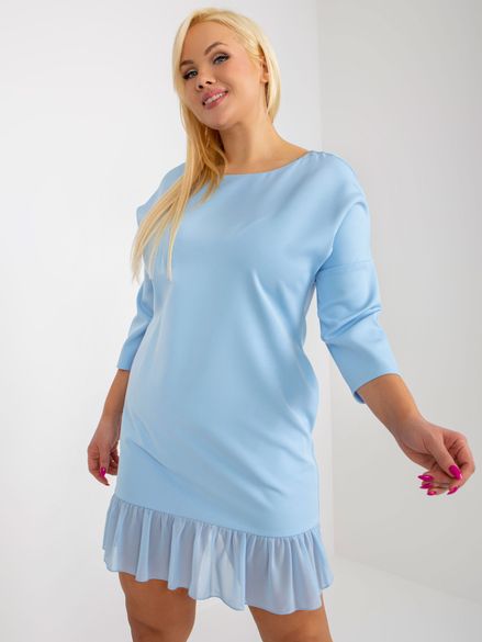 Svetlo-modré mini koktejlové plus size šaty s trojštvrťovým rukávom