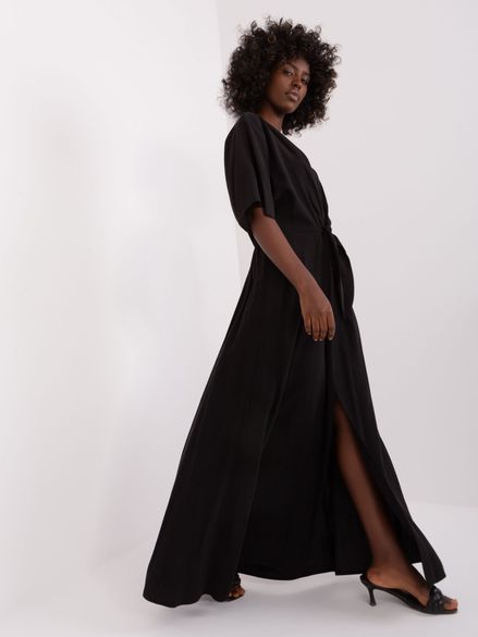 Čierne dlhé ležérne elegantné šaty s mašľou cez pás