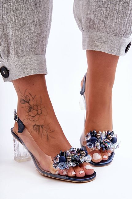 Tmavo-modré elegantné sandále s priesvitným zvrškom a ozdobami