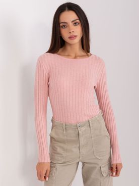 Klasický svetlo-ružový rebrovaný sveter s okrúhlym výstrihom