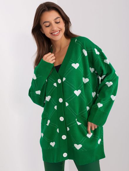 Zelený oversize vzorovaný sveter so srdiečkami na gombíky