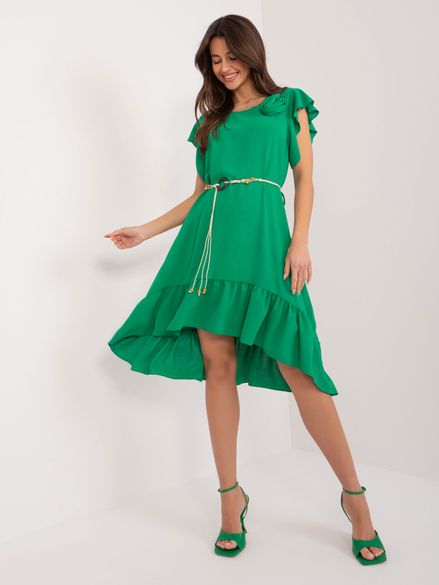 Zelené romantické šaty s volánom a opaskom
