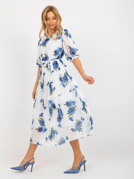 Bielo-modré kvetinové midi šaty s opaskom