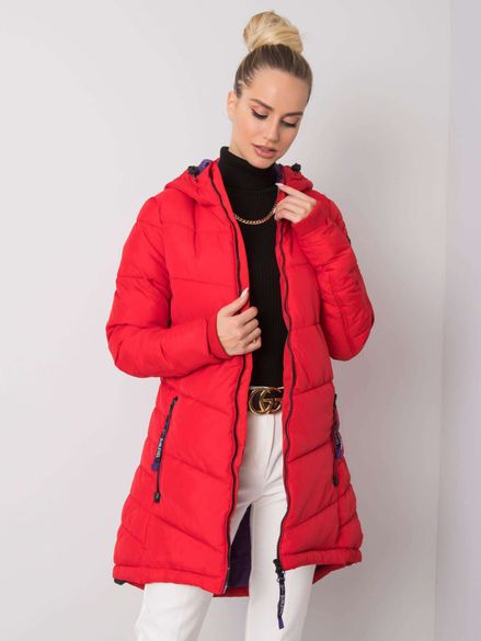 Červená bunda s kapucňou