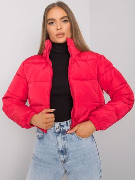 Krátka červená prešívaná zimná bunda pre ženy