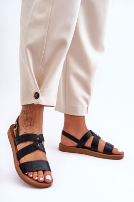 Dámske čierne lesklé jednoduché sandále