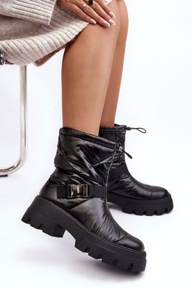 Čierne dámske vysoké topánky na masívnej podrážke s prackou a sťahovacou gumičkou
