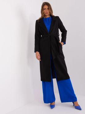 Čierny elegantný dlhý kabát s opaskom bez kapucne