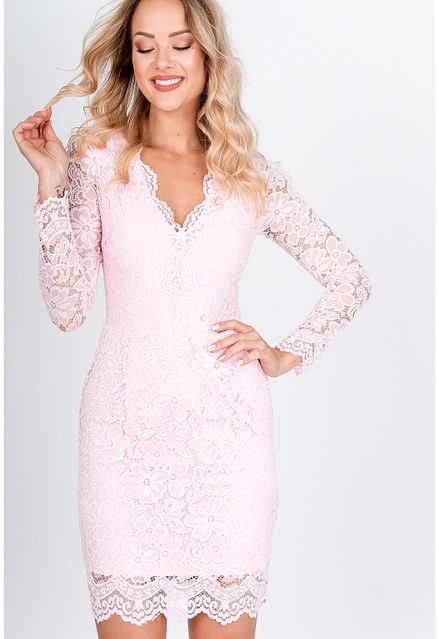 Elegantné krátke čipkované šaty ružovej farby