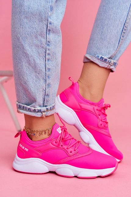 Športové topánky v ružovej farbe