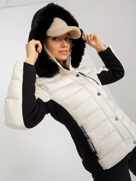 Sport Chic svetlo-béžová dámska zimná bunda s kožušinovou kapucňou