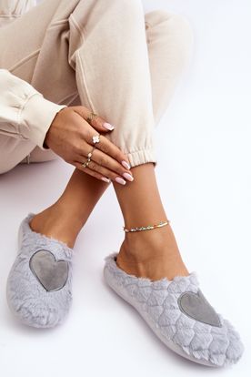 Dámske chlpaté domáce papuče Inblu v sivej farbe so srdiečkom