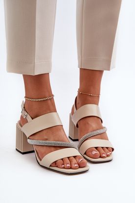 Dámske elegantné sandále na podpätku v béžovej farbe
