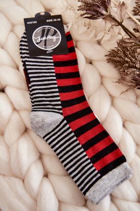 Dámske klasické červeno-čierne ponožky s prúžkami