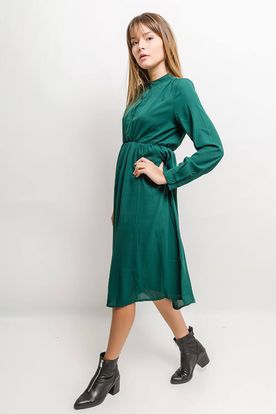 Elegantné polodlhé zelené šaty s dlhým rukávom