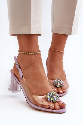 Priehľadné sandále na stĺpikovom podpätku s fialovým zdobením