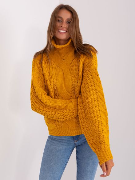 Horčicový oversize rolákový pletený vzorovaný sveter