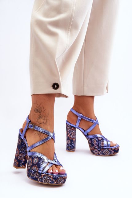 Modré kožené kvetinové sandále na vysokom podpätku
