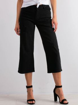 Čierne capri rozšírené trojštvrťové džínsy