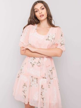 Svetlo-ružové kvetinové šaty s mašľovým opaskom