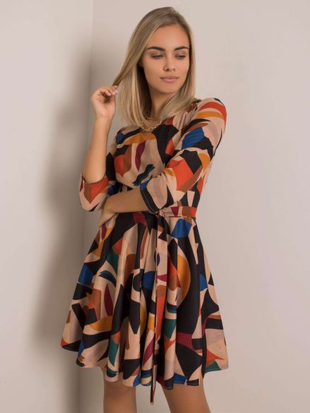 Béžové šaty s farebným vzorom