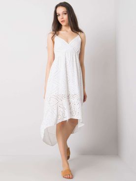 Letné dierkované biele asymetrické šaty na ramienka