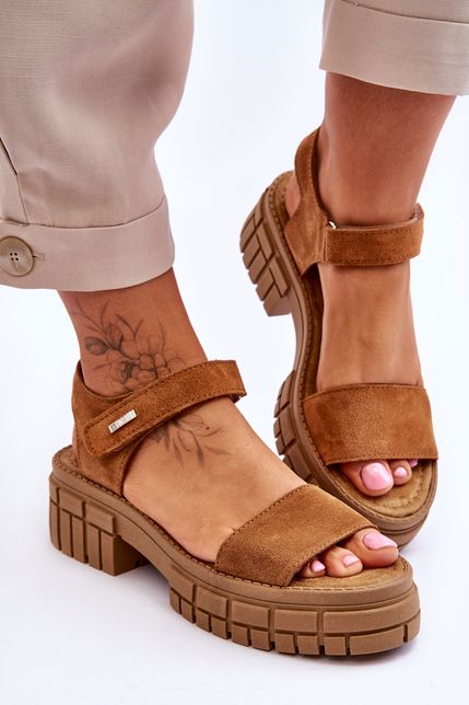 Semišové hnedé pohodlné sandále na suchý zips