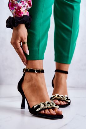 Čierne semišové sandále s retiazkou na vysokom podpätku Laura Messi