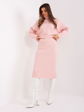 Svetlo-ružová elegantná rebrovaná midi sukňa
