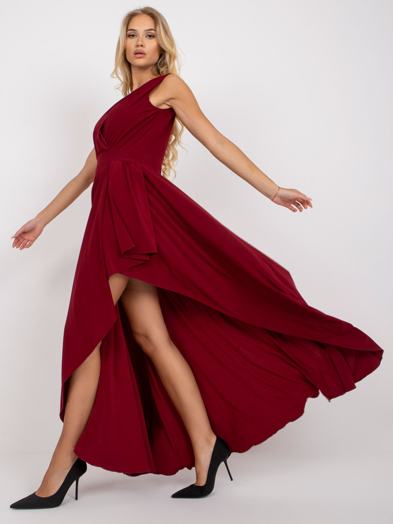 Tmavočervené plesové šaty - 44